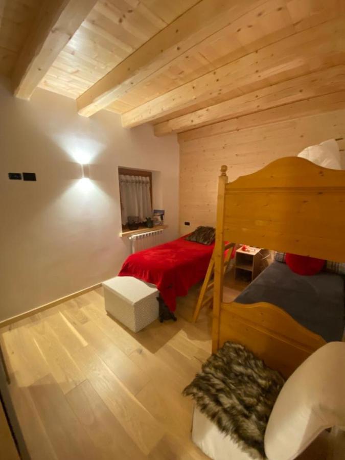 דירות ואלה די קאדורה The Wooden House מראה חיצוני תמונה